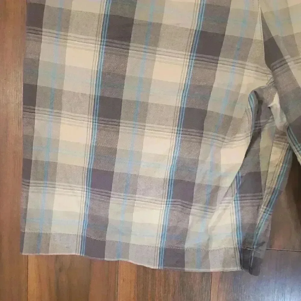𝅺Perry Ellis America Men's White/Blue Plaid Cotton Flat Front Chino Shorts
